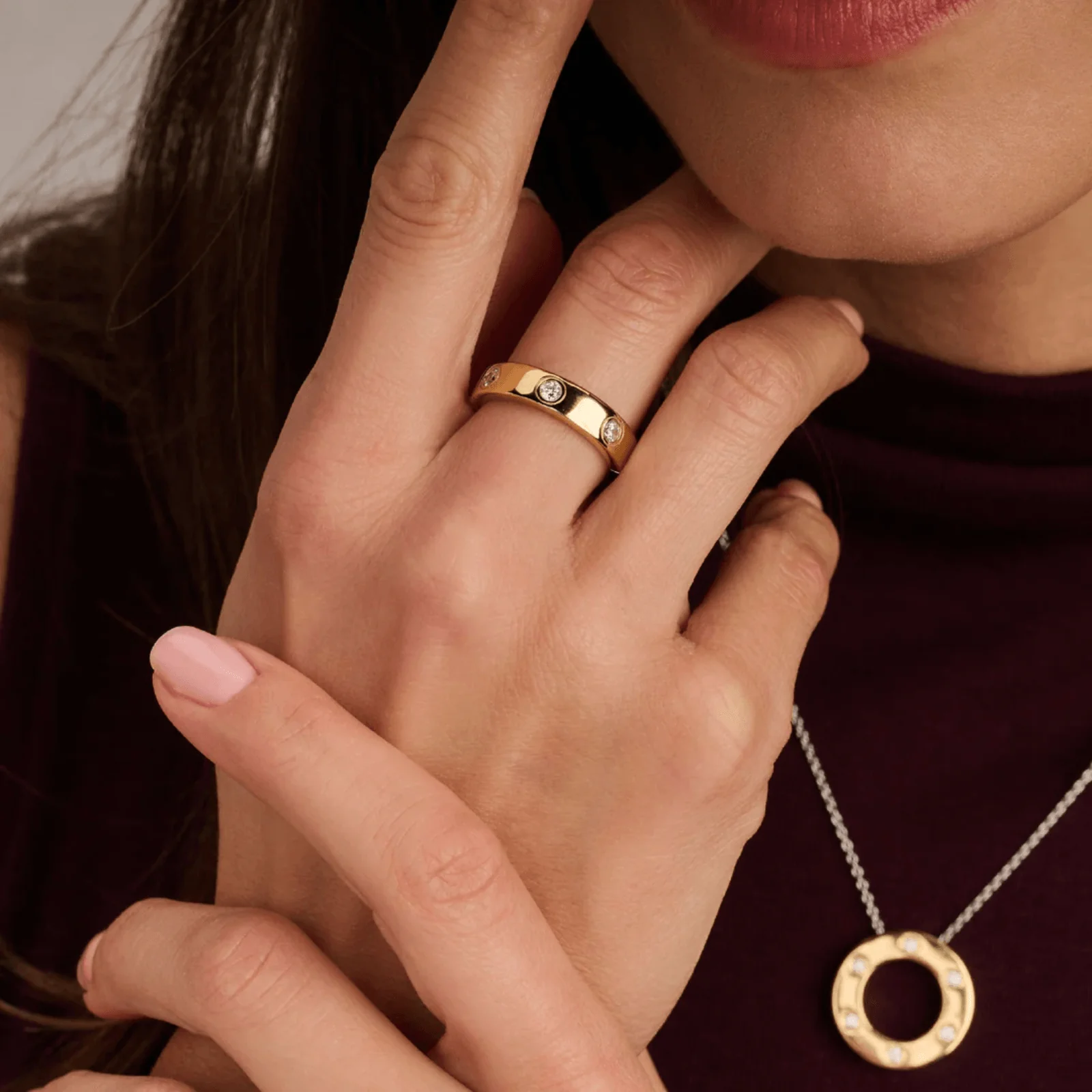 Ti Sento Two Tone Triple Zirconia Band Ring - Image 4