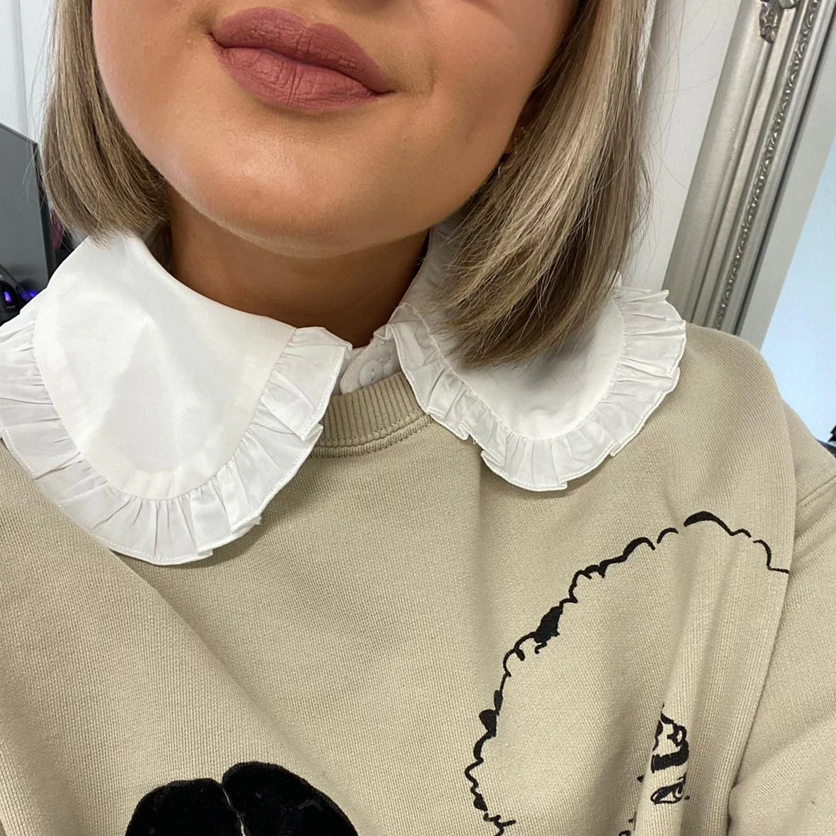 White Cotton Collar - Image 3