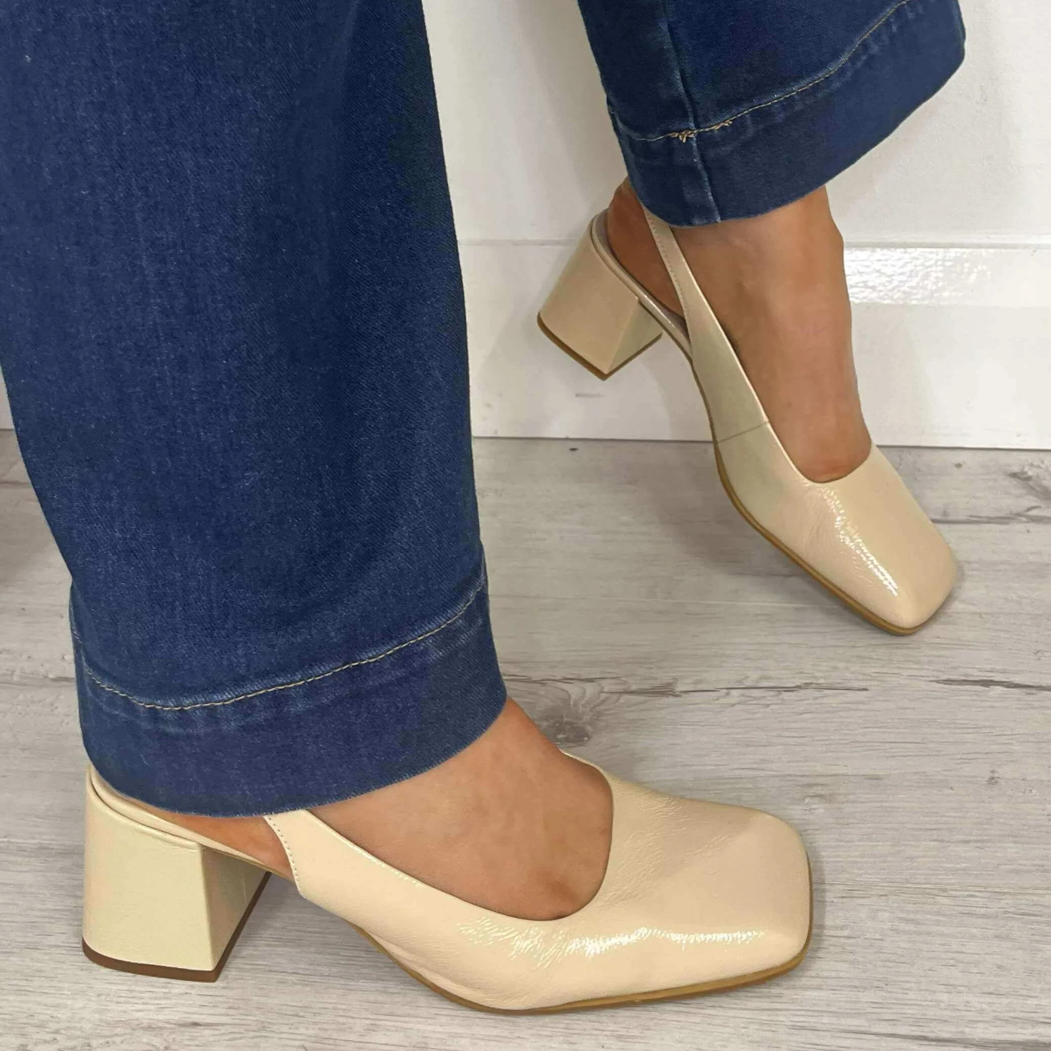 Wonders Cream Patent Square Toe Sling Back Block Heel Shoes - Image 5