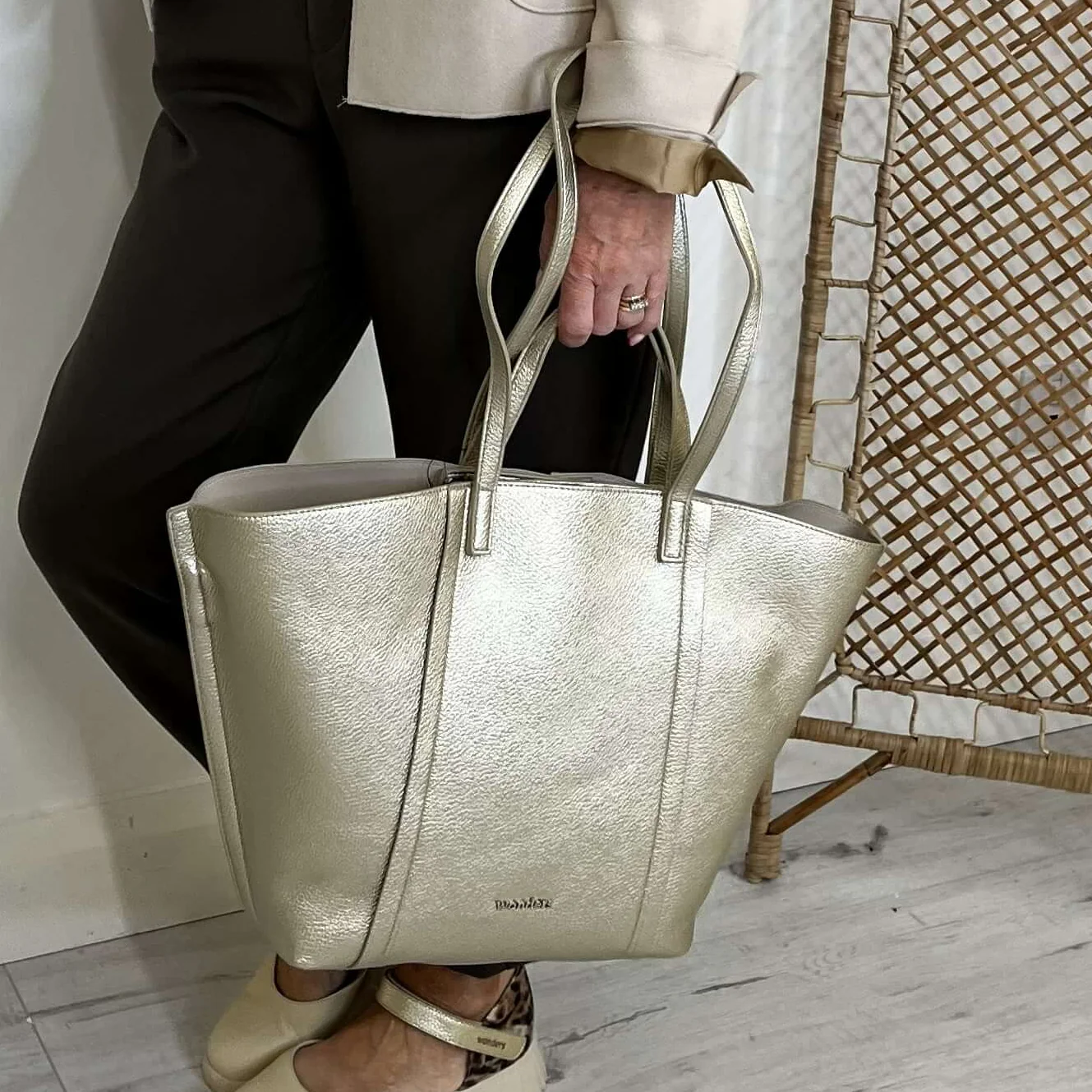Wonders Large Tote Bag - Gold - Image 4