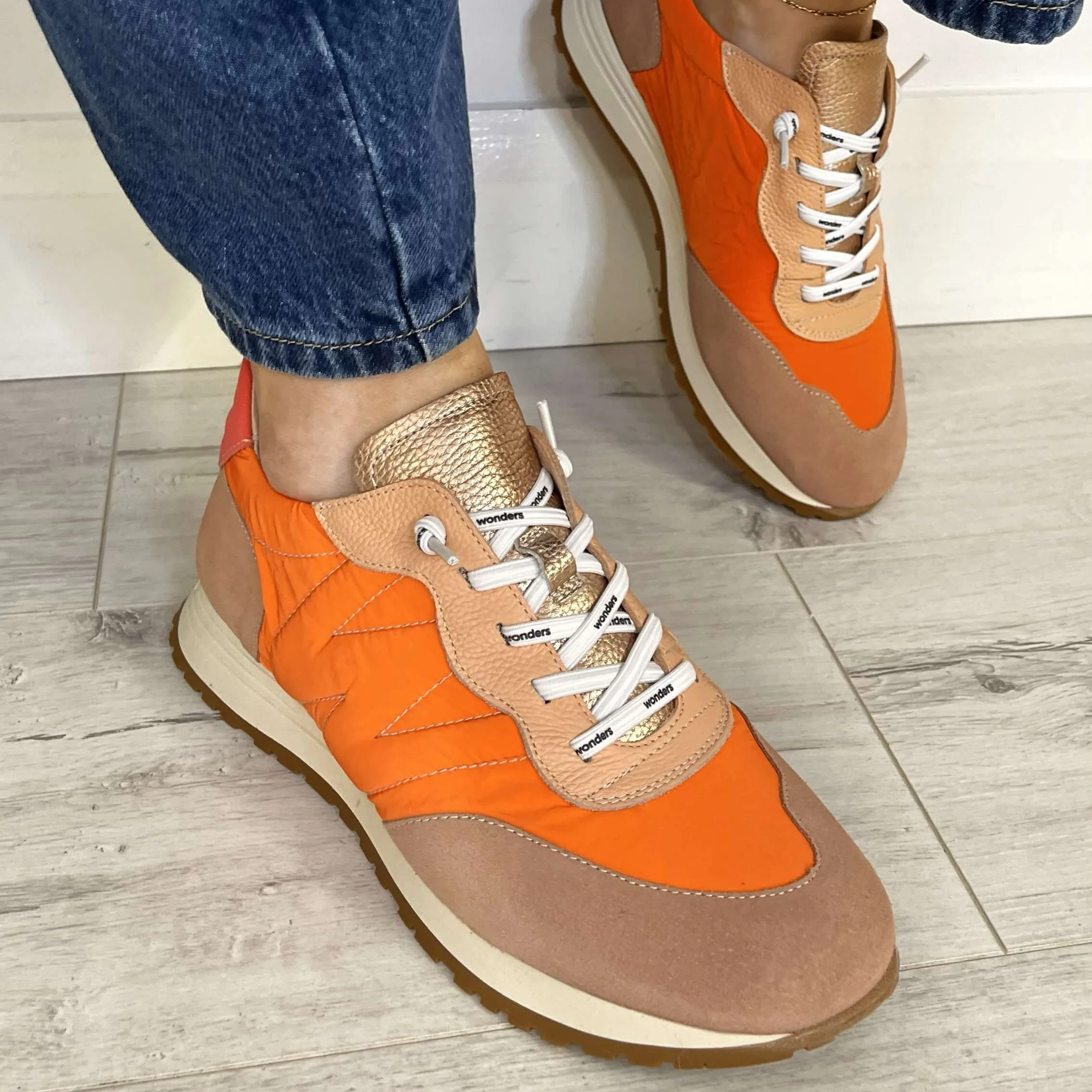 Wonders Orange & Khaki Retro Sneakers - Image 4