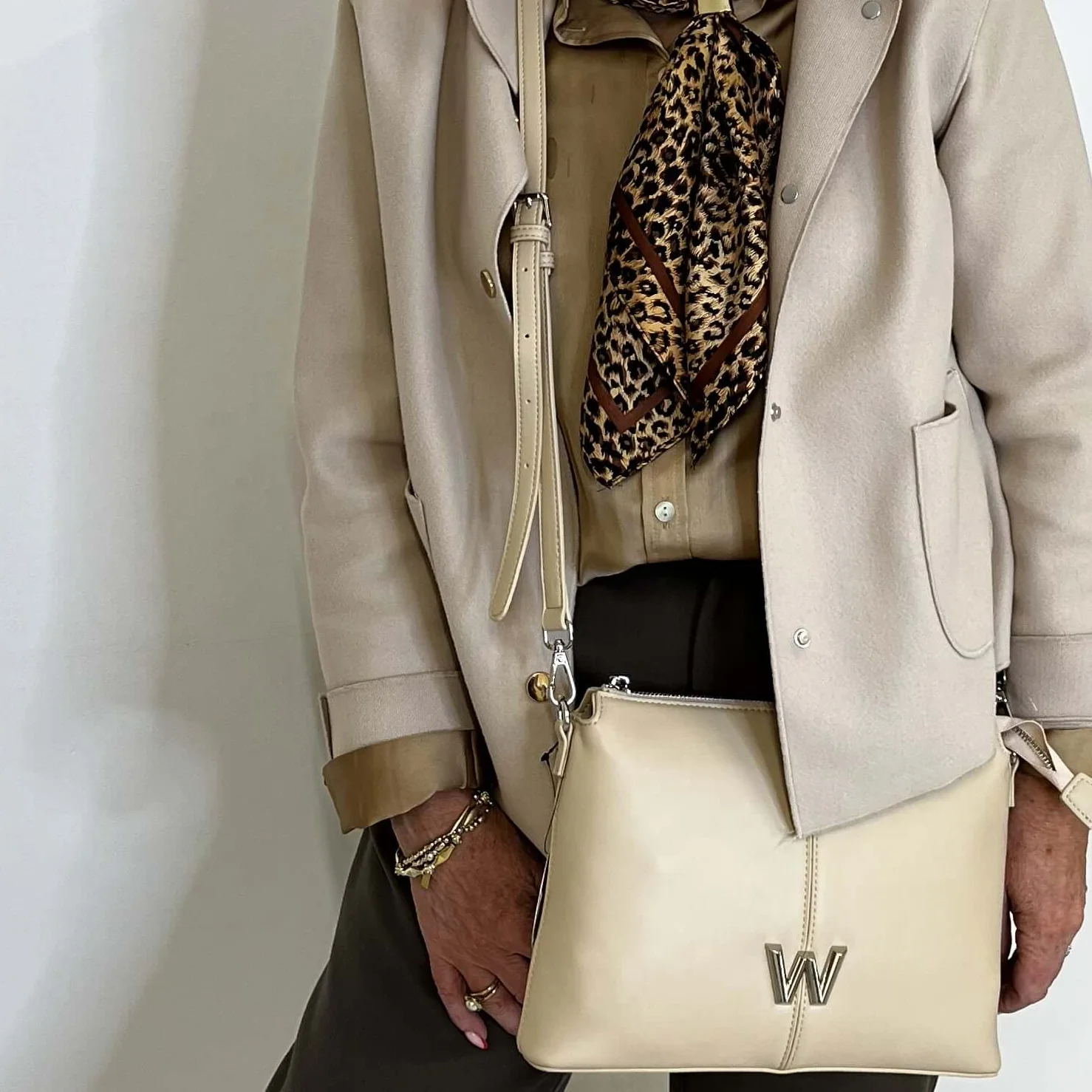 Wonders Slim Crossbody Bag - Beige - Image 4