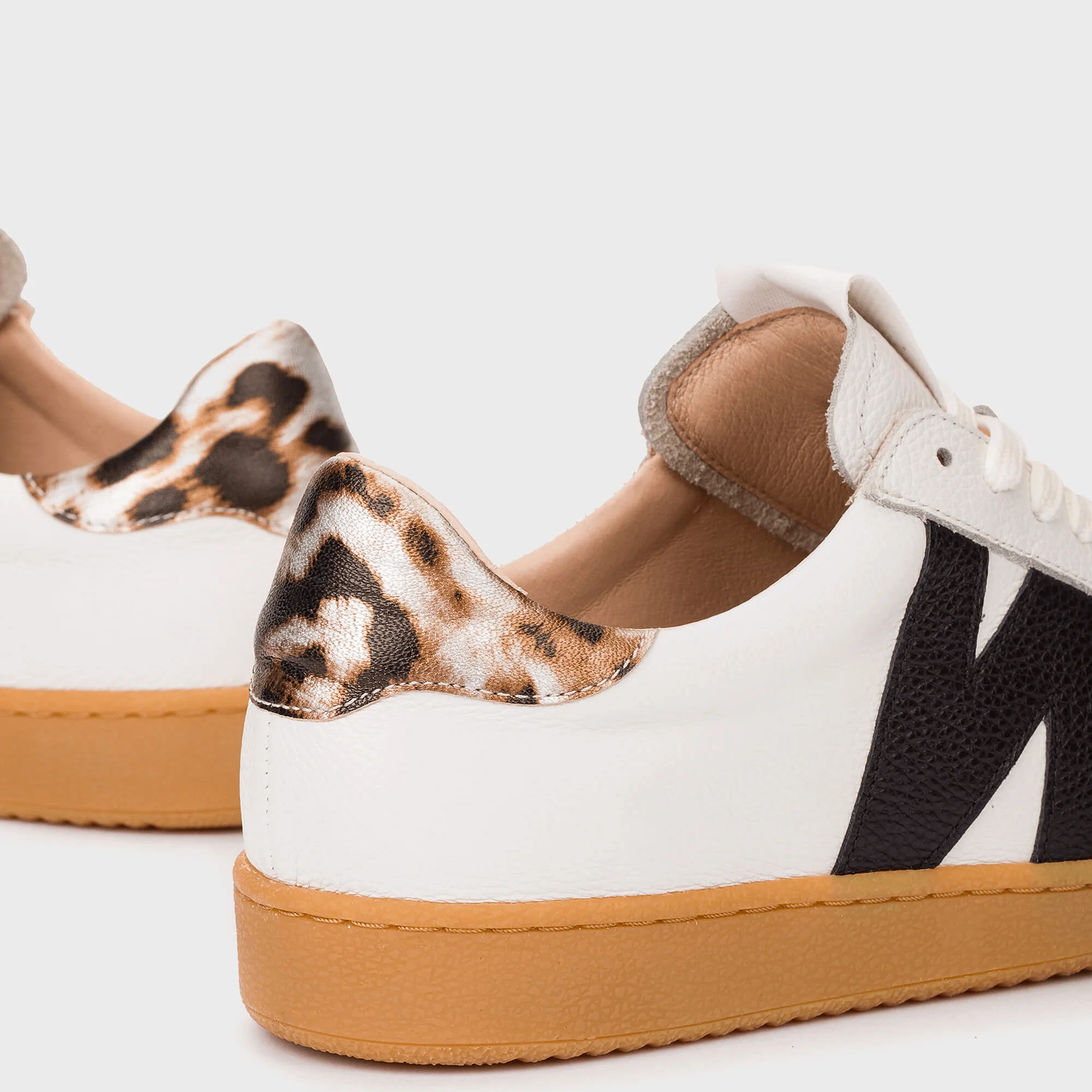 Wonders White Leather Slim Line Sneakers - Image 3