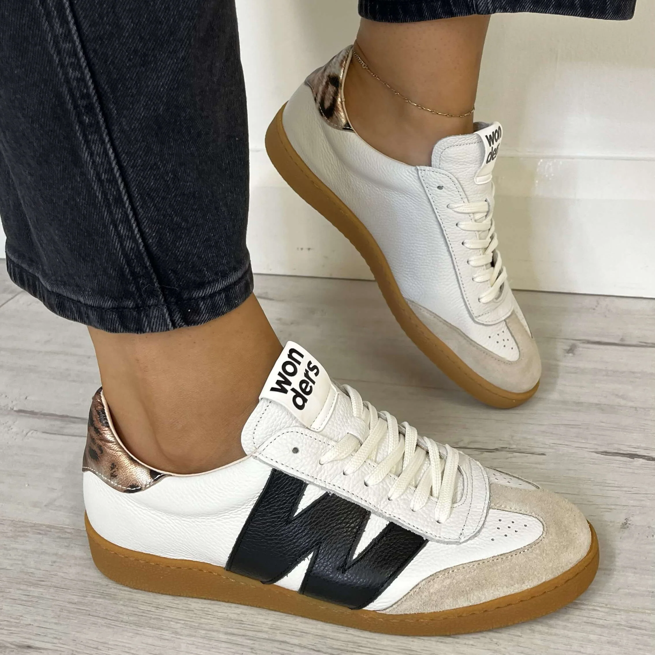 Wonders White Leather Slim Line Sneakers - Image 4