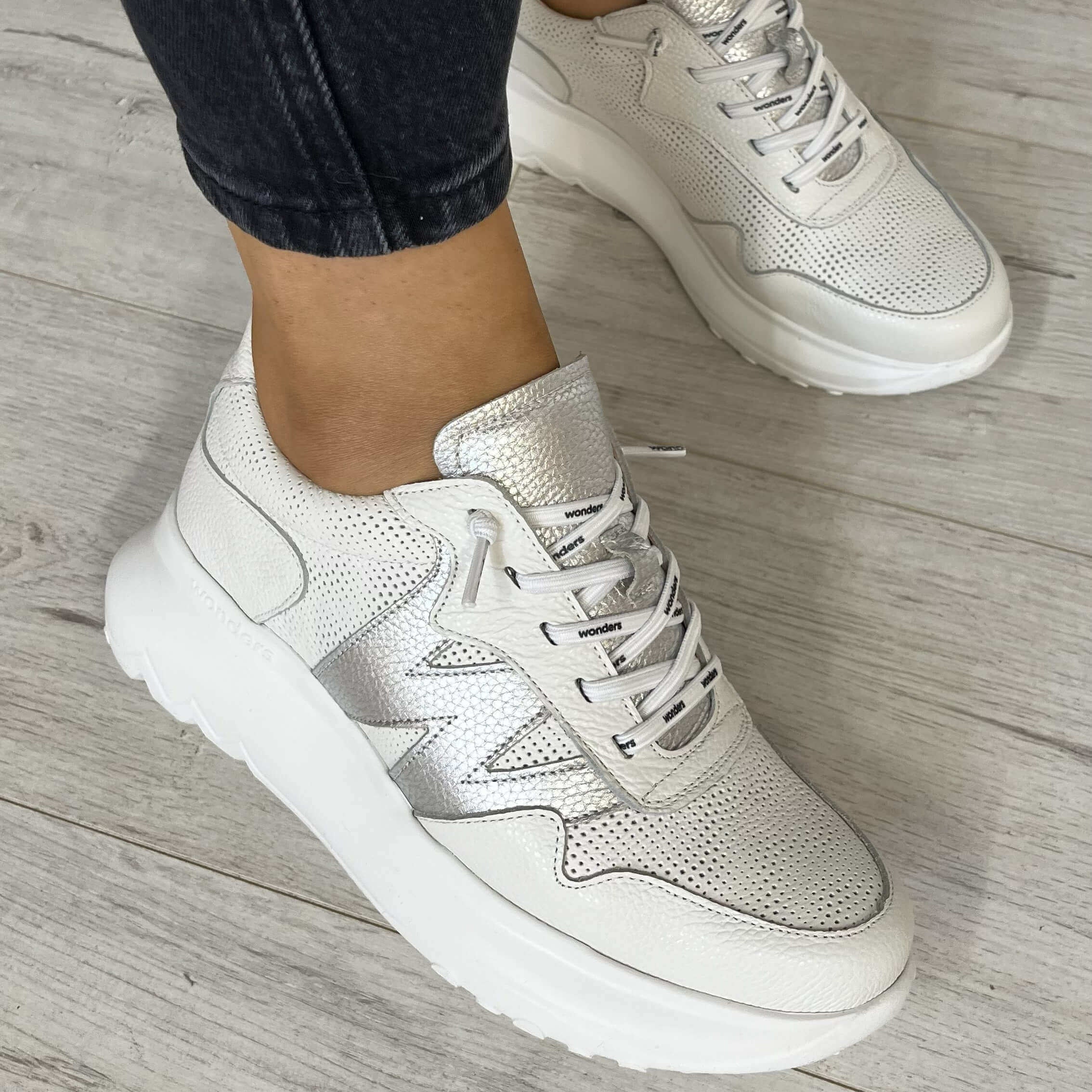 Wonders White & Silver Leather Elevated Sole Sneakers - Image 3