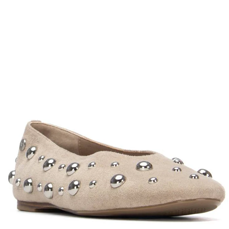 XTI Silver Studded Cream Slip On Pumps - Image 3