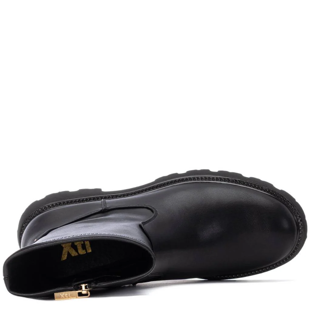 XTI Black Chunky Flat Boots - Image 4