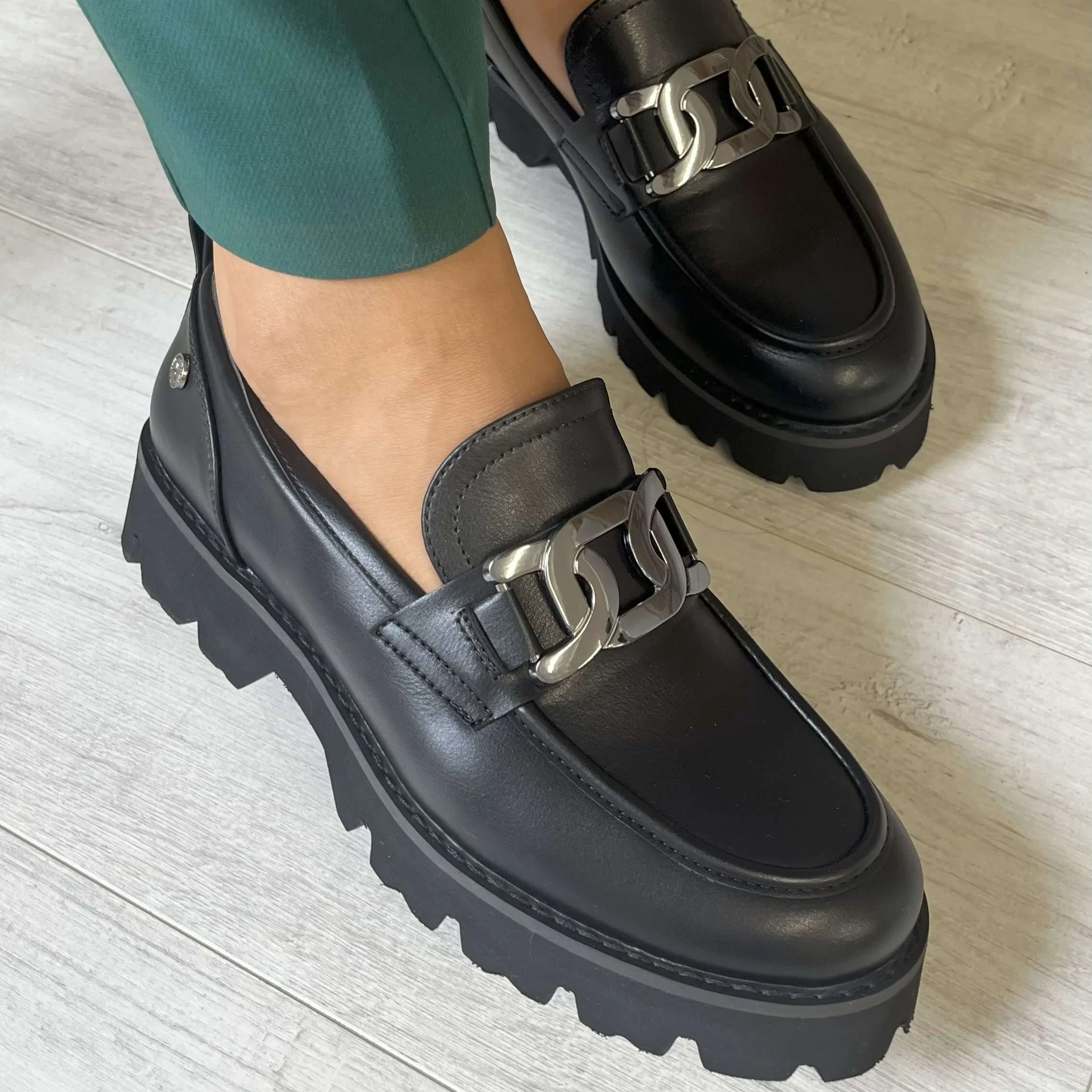 XTI Black Classic Chunky Loafers - Image 6