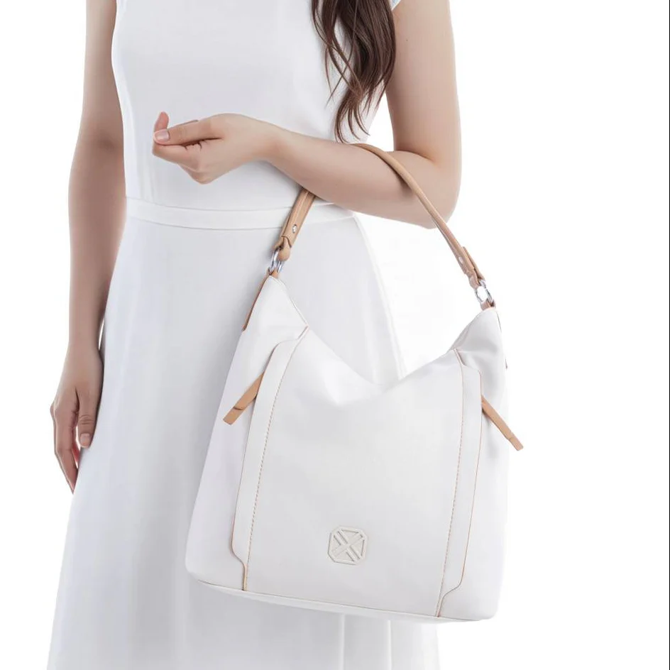 XTI Large White Shoulder Bag - Image 4