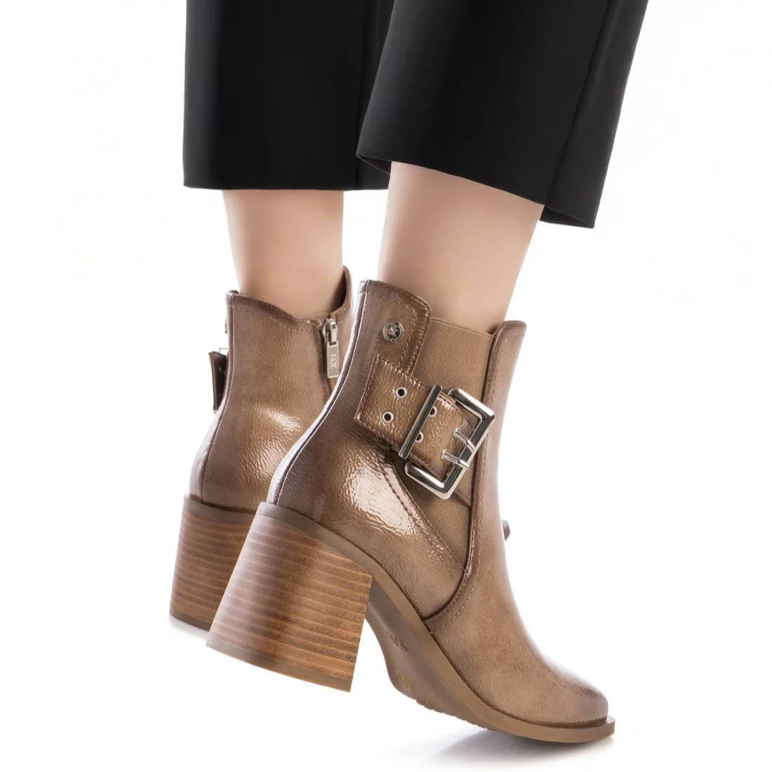 XTI Latte Patent Block Heeled Almond Toe Boots - Image 4