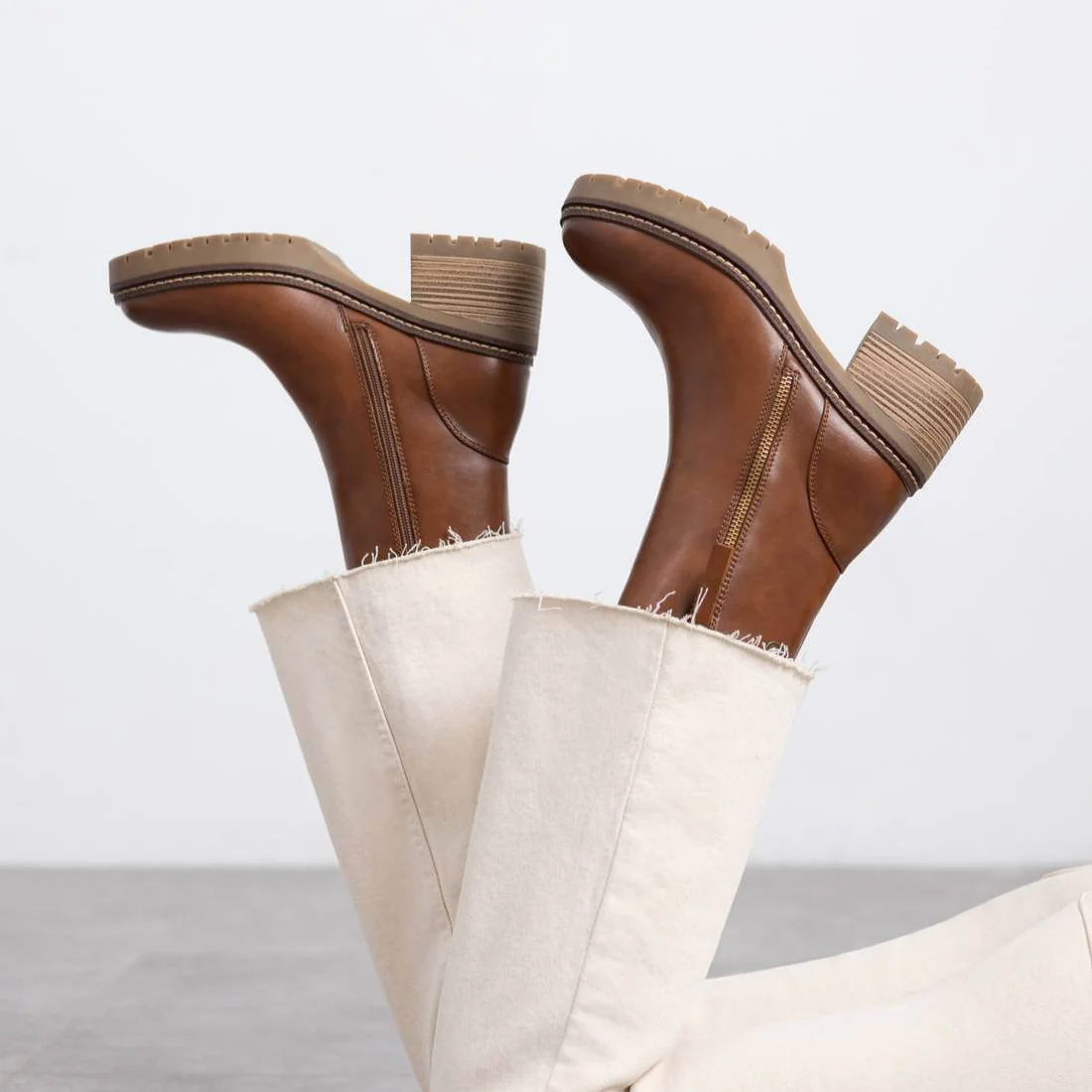 XTI Tan Chunky Mid Height Block Heel Boots - Image 4