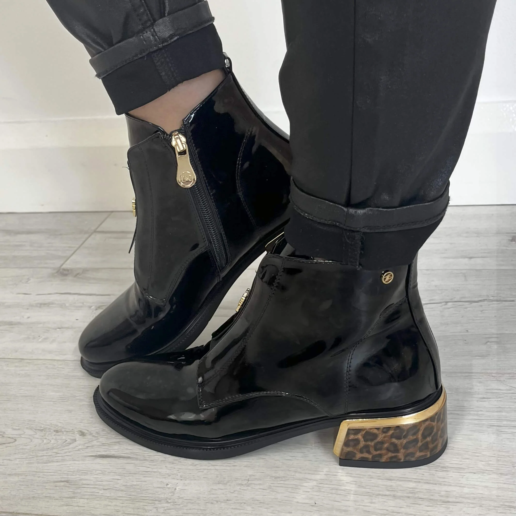 Zanni & Co Surabaya One Ankle Boot - Ink Patent - Image 4